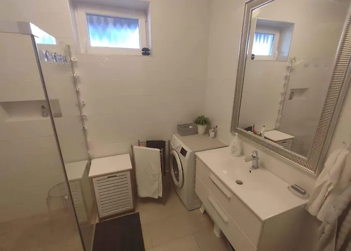 In 45807 Semesterbostad *